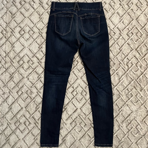 Jeans - Picture 2 of 2